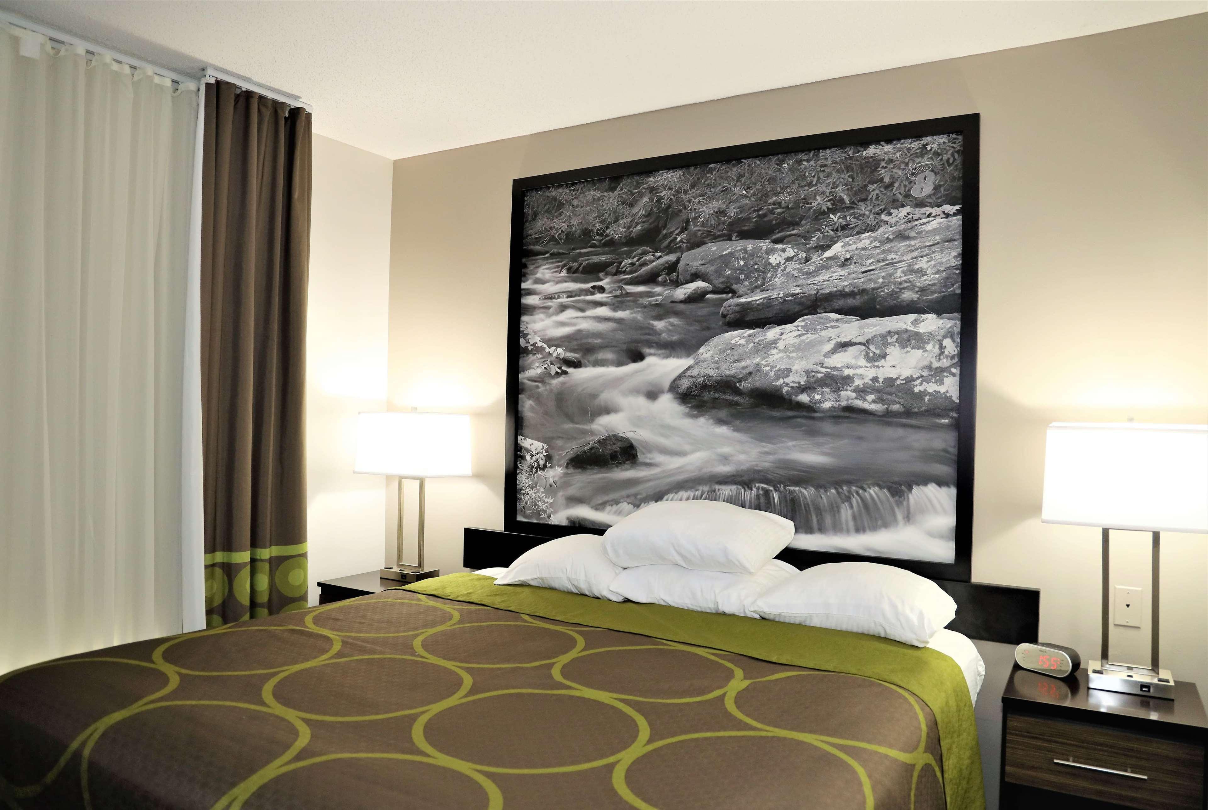 Super 8 By Wyndham High Point/Greensboro Екстериор снимка