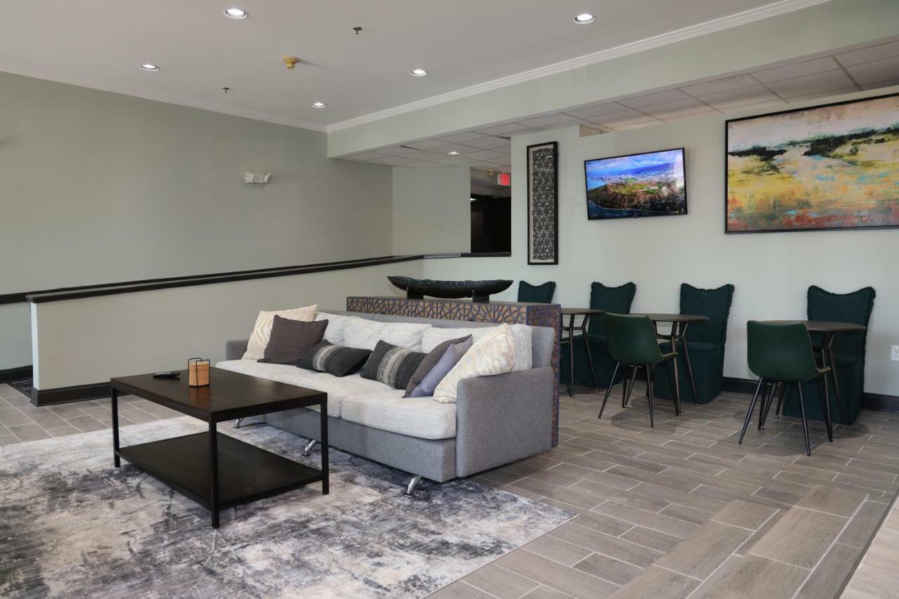 Super 8 By Wyndham High Point/Greensboro Екстериор снимка