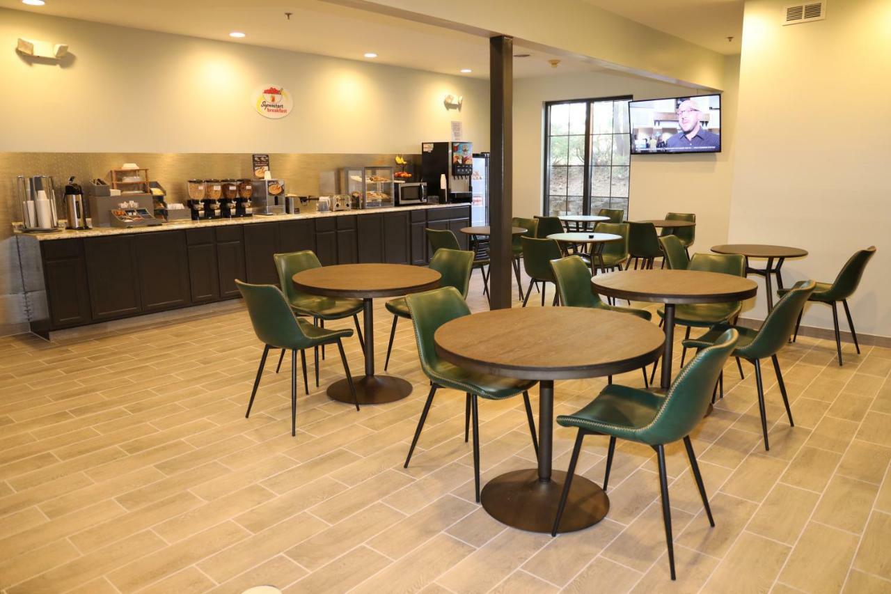 Super 8 By Wyndham High Point/Greensboro Екстериор снимка